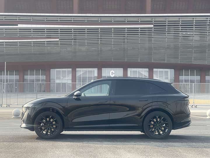 Фото 6 - Zeekr 7X