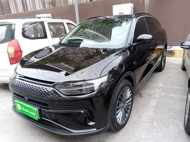 Фото 1 - Leapmotor C11