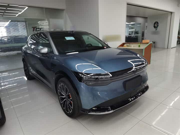 Фото 4 - Zeekr 7X