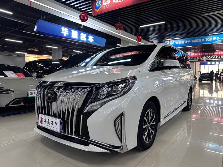 Фото 1 - GAC Trumpchi M8