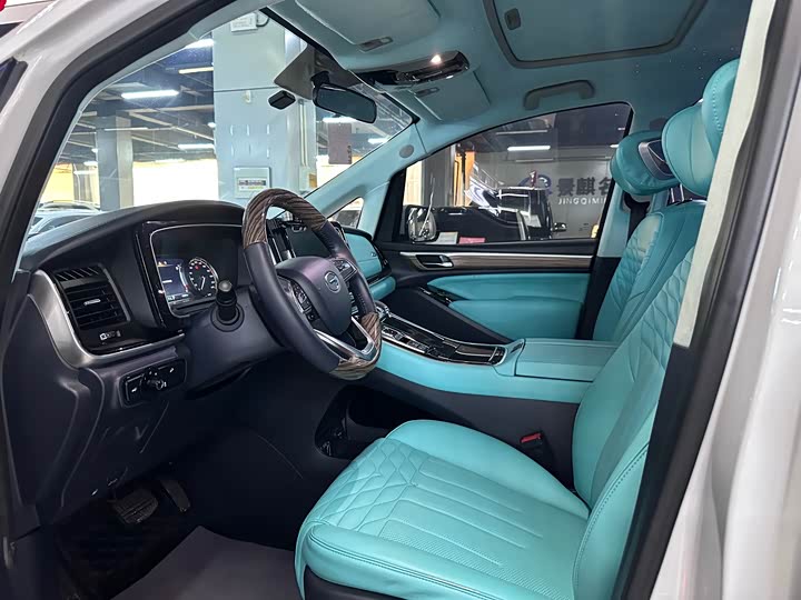 Фото 5 - GAC Trumpchi M8