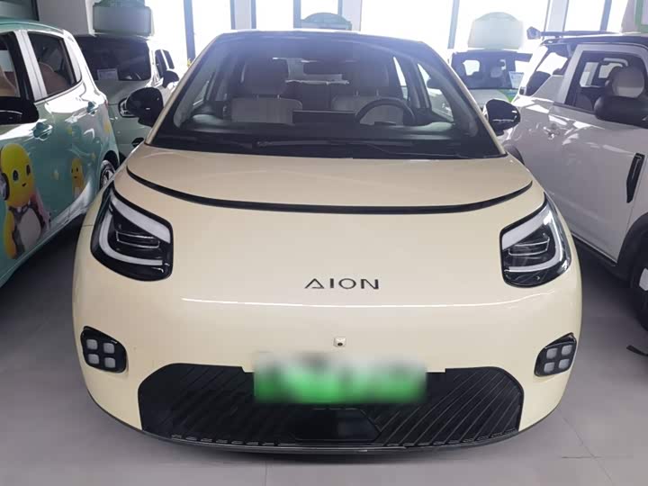 Фото 3 - GAC Aion UT