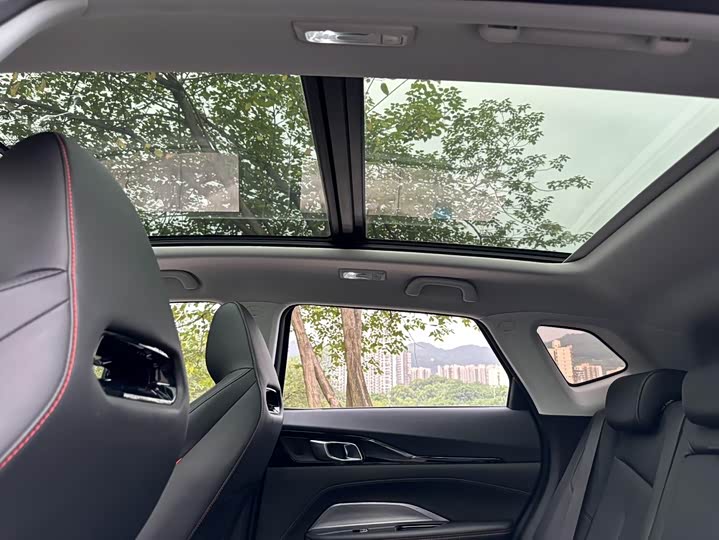 Фото 9 - Changan Oshan Z6