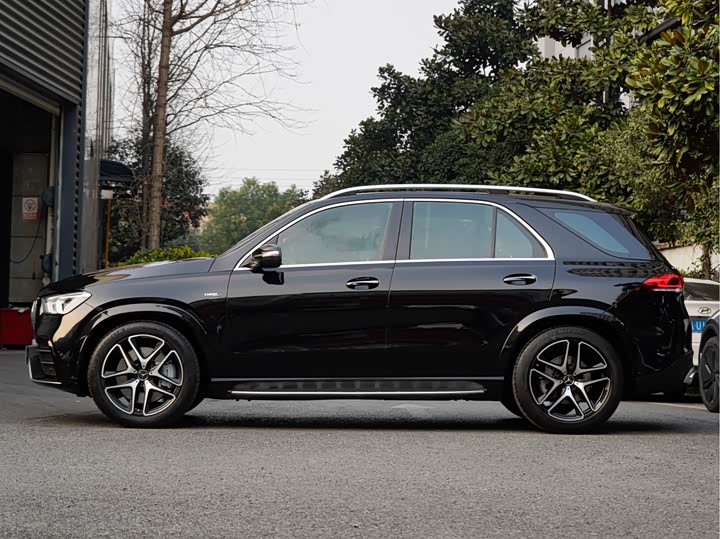 Фото 3 - Mercedes-Benz GLE-Class AMG