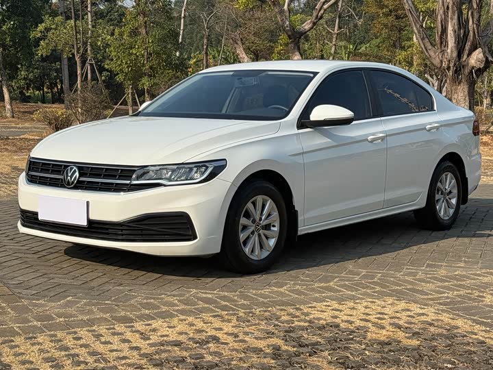 Фото 1 - Volkswagen Bora