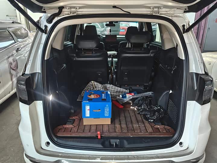 Фото 4 - Honda Odyssey