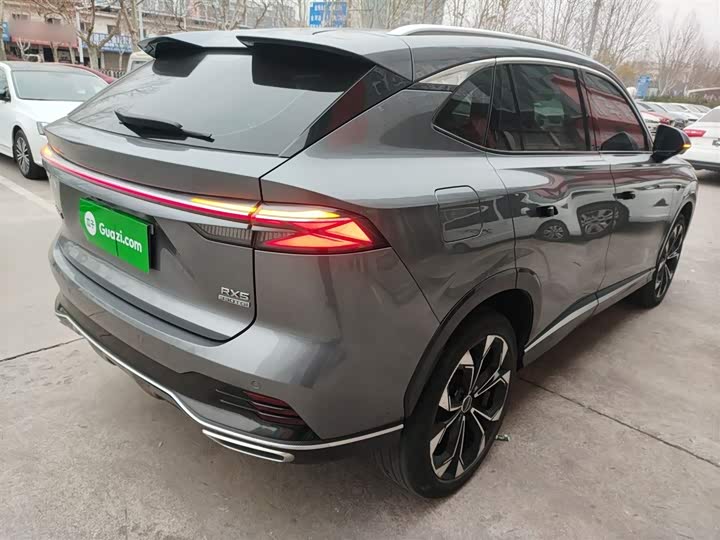 Фото 7 - Roewe RX5