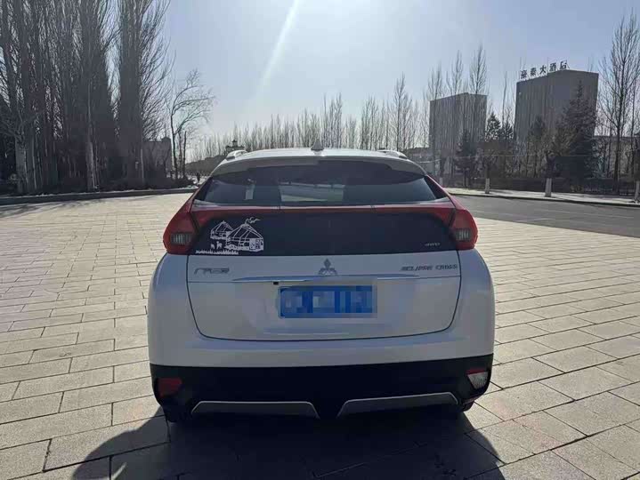 Фото 4 - Mitsubishi Eclipse Cross