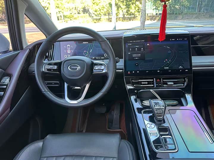 Фото 4 - GAC Trumpchi M8