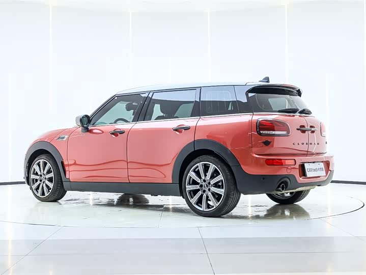 Фото 5 - Mini Clubman