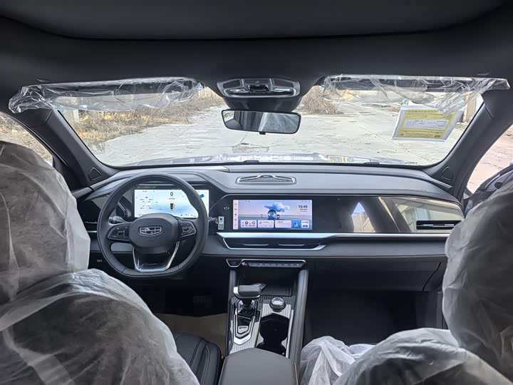 Фото 7 - Geely Monjaro