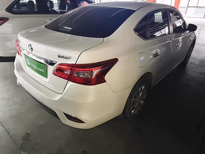 Фото 7 - Nissan Sylphy