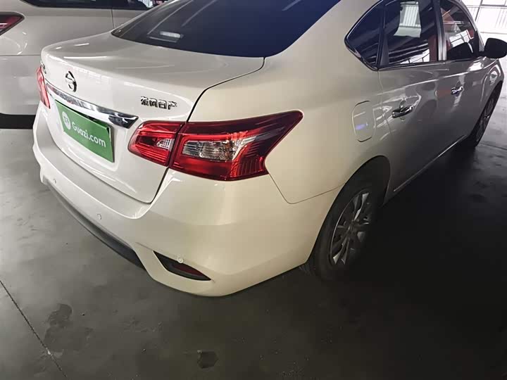 Фото 8 - Nissan Sylphy