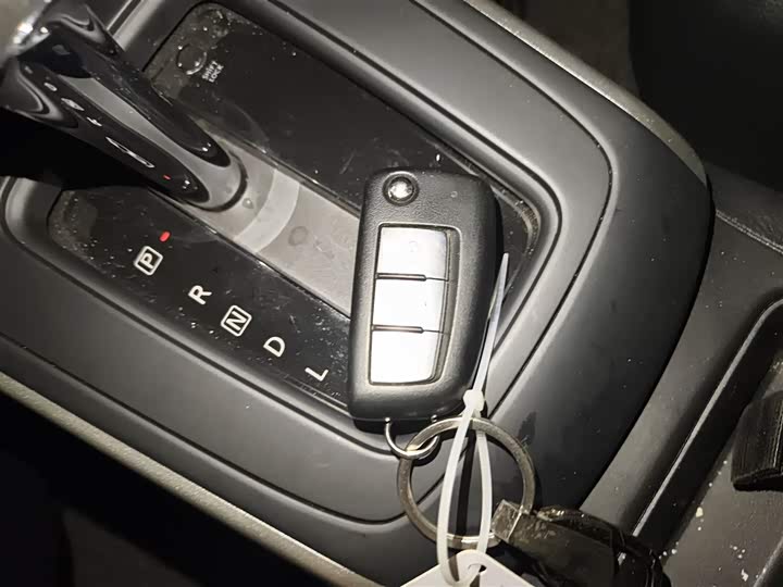 Фото 9 - Nissan Sylphy