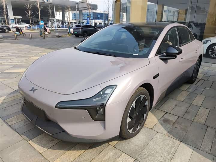 Фото 2 - XPeng Mona M03