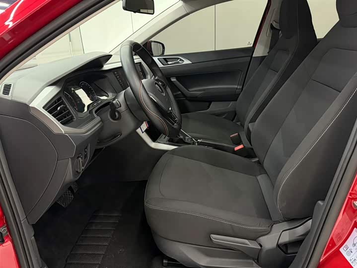 Фото 9 - Volkswagen Polo