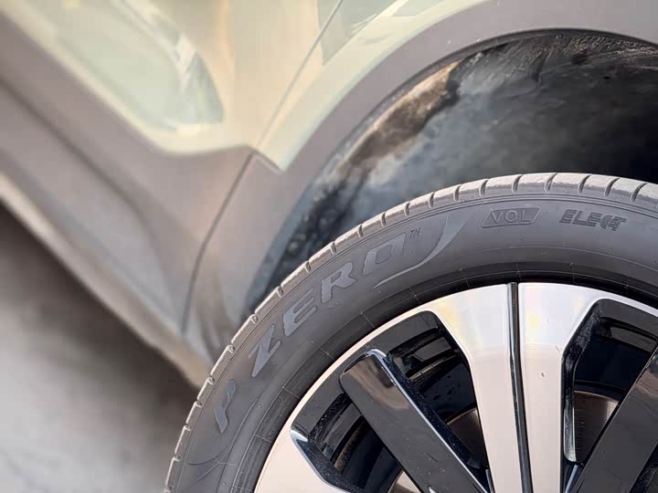 Фото 5 - Volvo XC40 EV