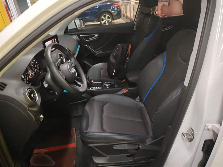 Фото 7 - Audi Q2L e-tron