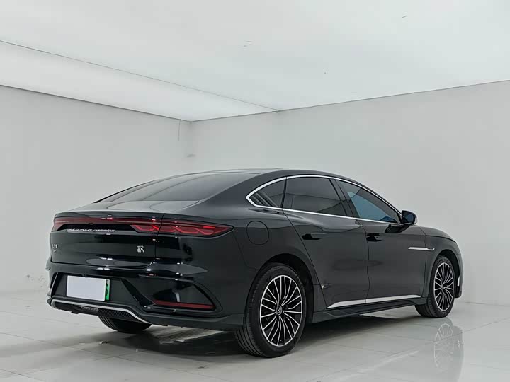 Фото 6 - BYD Han