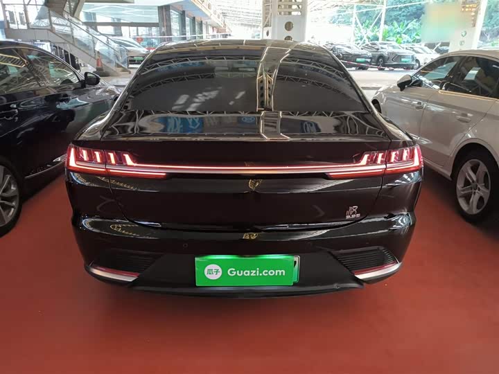 Фото 6 - BYD Han