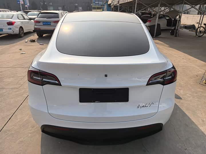 Фото 5 - Tesla Model Y