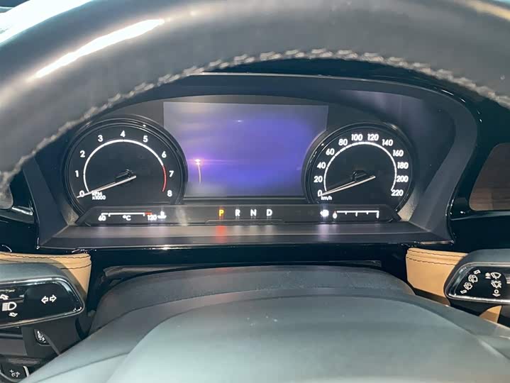 Фото 4 - Lincoln Corsair