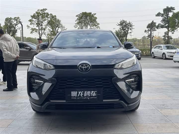 Фото 2 - Toyota Wildlander