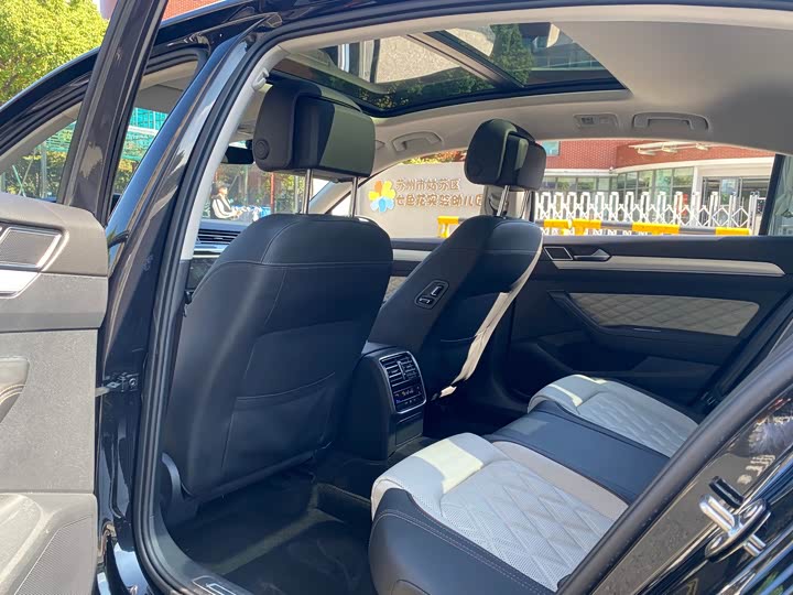 Фото 8 - Volkswagen Magotan