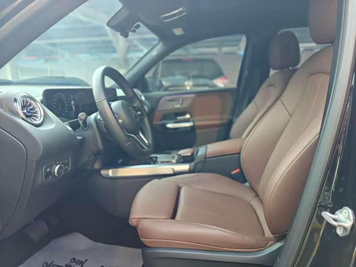 Фото 4 - Mercedes-Benz GLB-Class