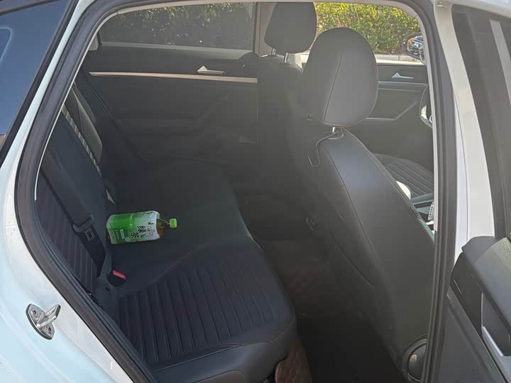 Фото 9 - Volkswagen Lavida