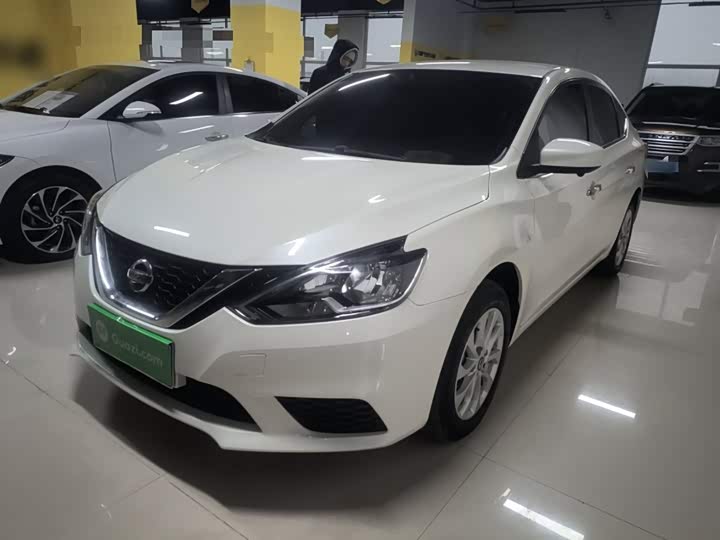 Фото 2 - Nissan Sylphy