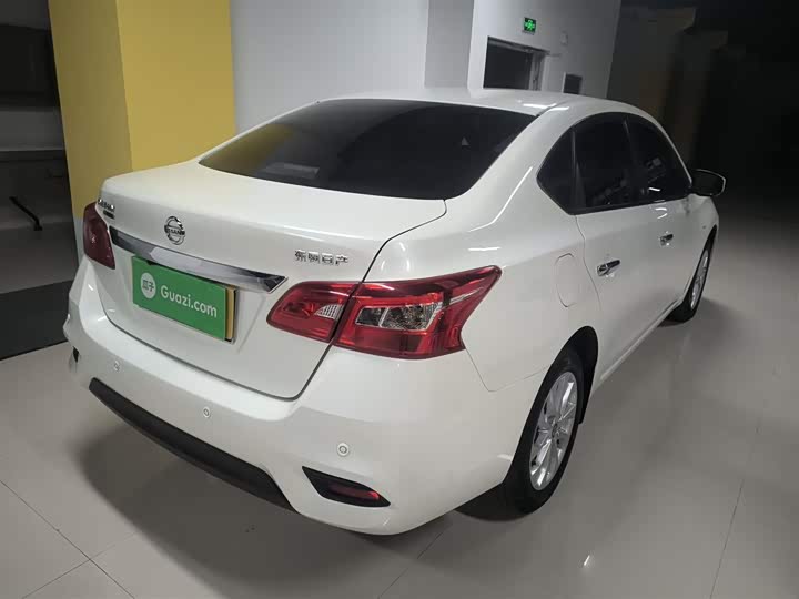 Фото 7 - Nissan Sylphy