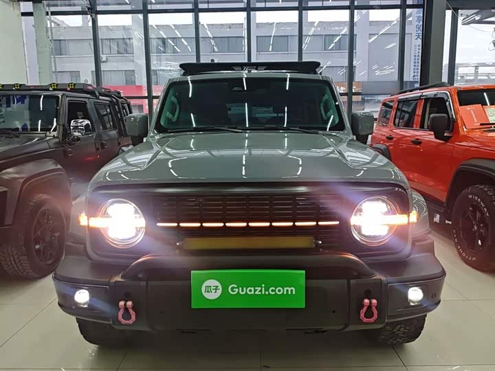 Фото 3 - Tank 300