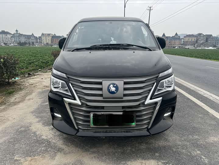 Фото 2 - Dongfeng Forthing Lingzhi M5 EV