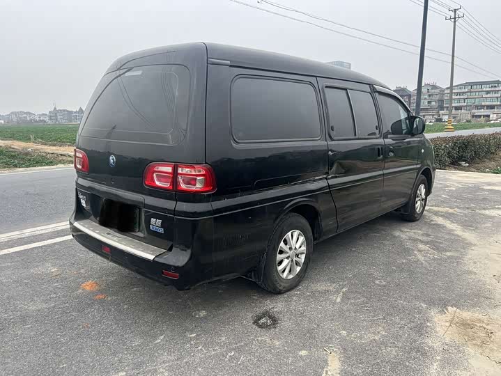 Фото 5 - Dongfeng Forthing Lingzhi M5 EV