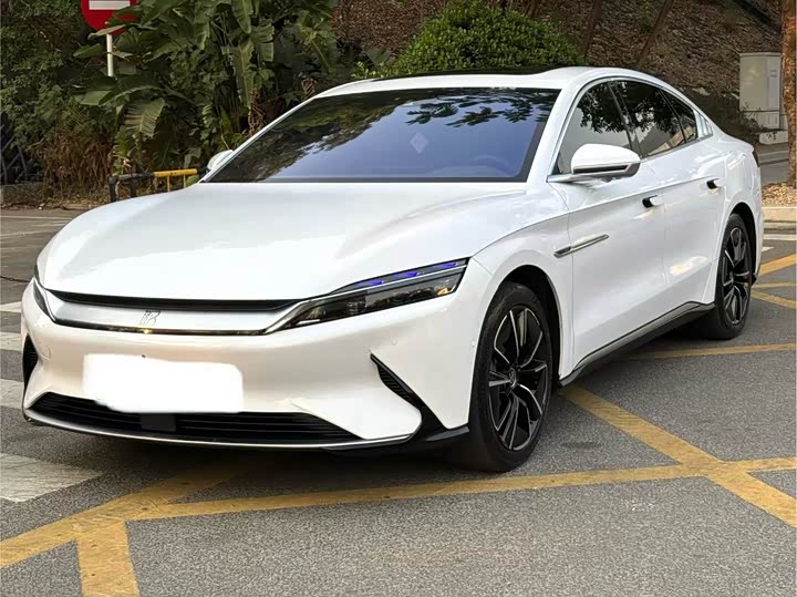 Фото 1 - BYD Han