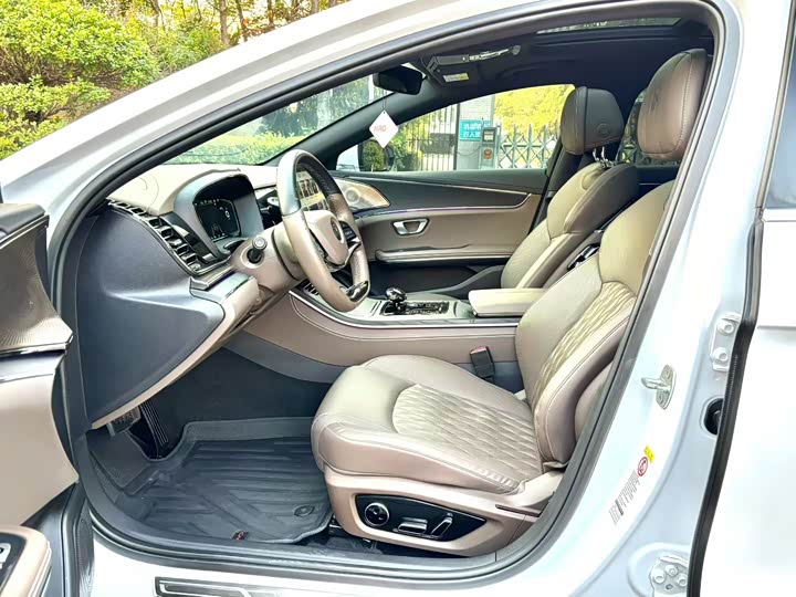 Фото 5 - BYD Han