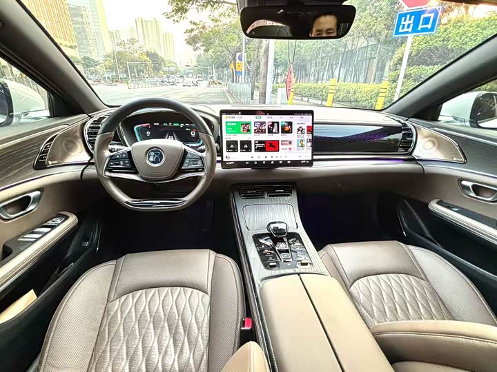 Фото 6 - BYD Han