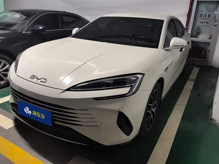 Фото 1 - BYD Seal 07 DM-i Hybrid