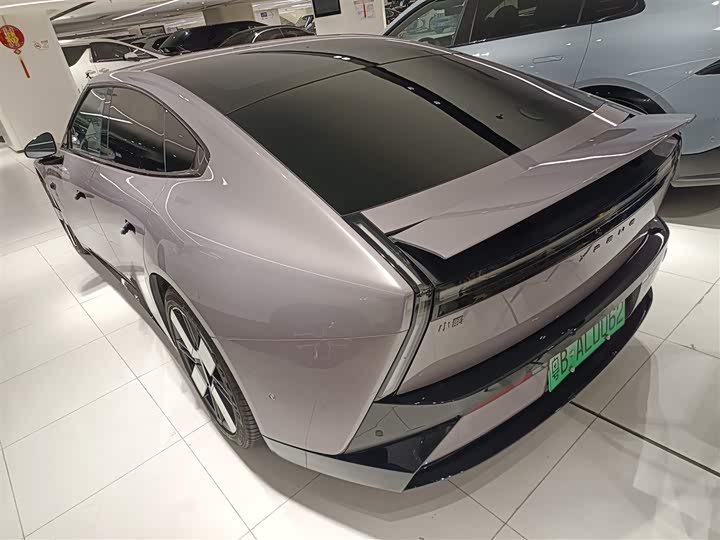 Фото 5 - XPeng P7