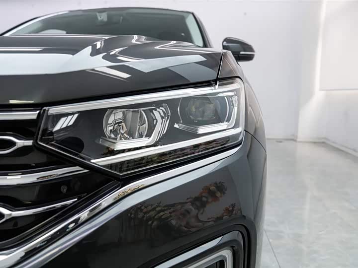 Фото 3 - Volkswagen Tayron GTE Hybrid