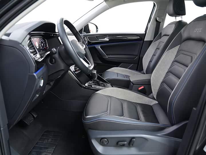 Фото 5 - Volkswagen Tayron GTE Hybrid