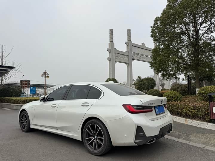 Фото 3 - BMW 3 Series