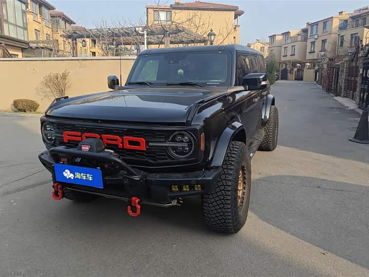 Фото 1 - Ford Bronco