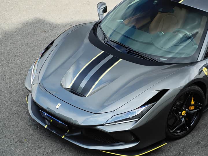 Фото 8 - Ferrari F8