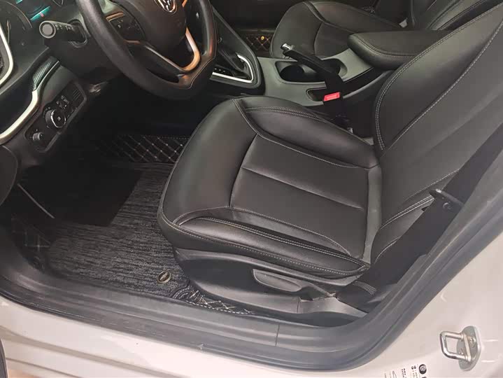 Фото 9 - Buick Excelle GT