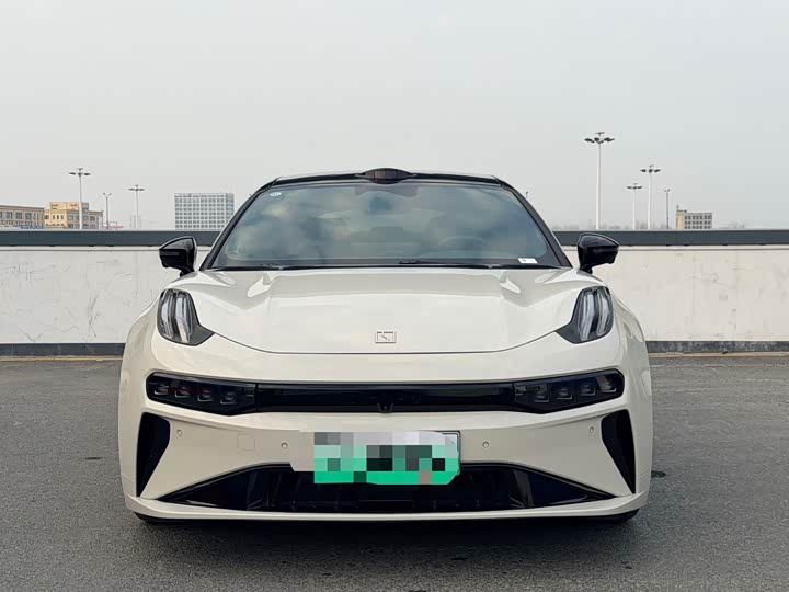 Фото 2 - Zeekr 001