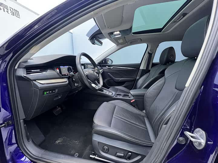 Фото 6 - Skoda Octavia Pro