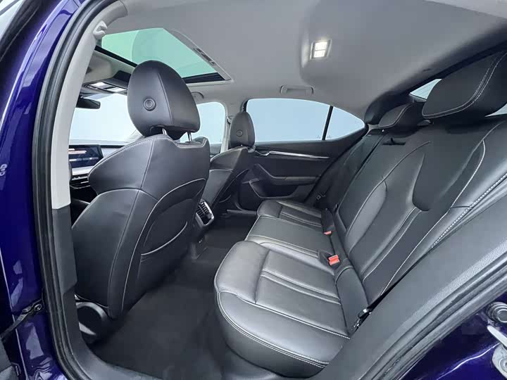 Фото 9 - Skoda Octavia Pro