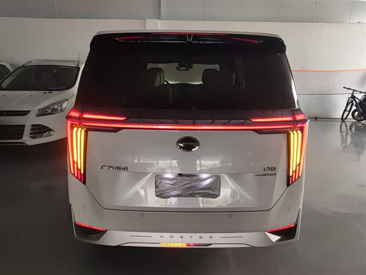 Фото 6 - GAC Trumpchi M8